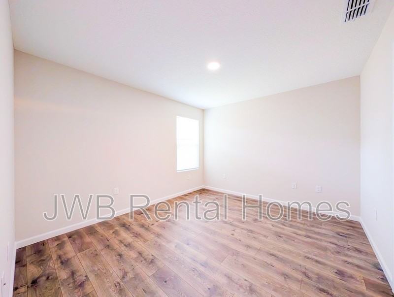 8617 Dandy Ave - Photo 6 of 20