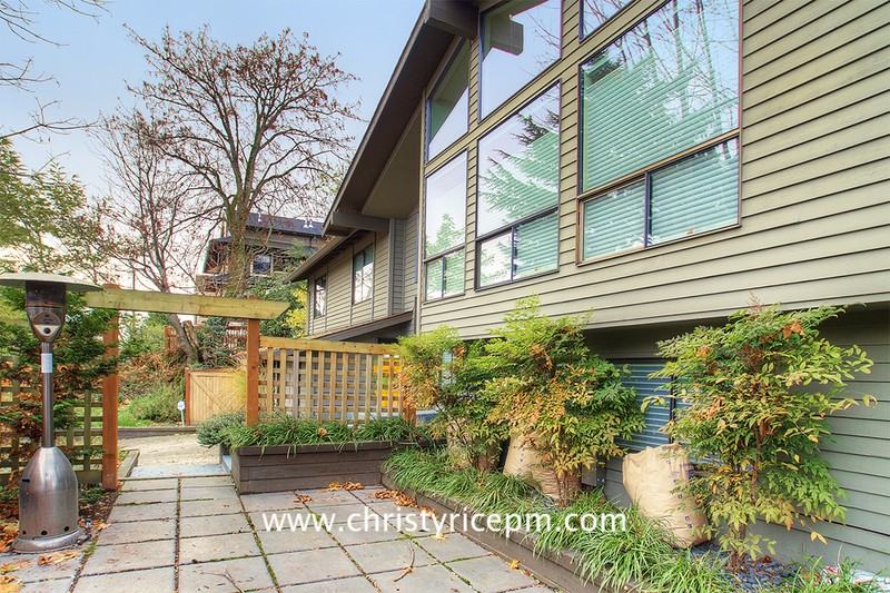 3314 E Pike St - Photo 2 of 23