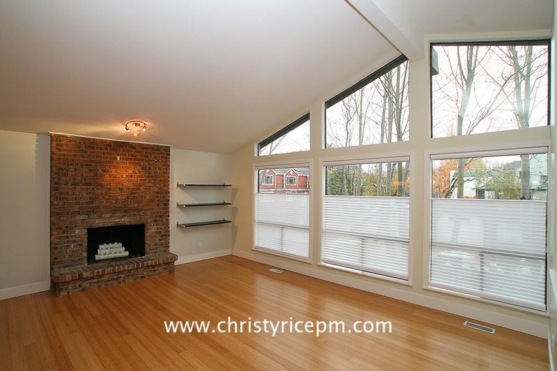 3314 E Pike St - Photo 7 of 23