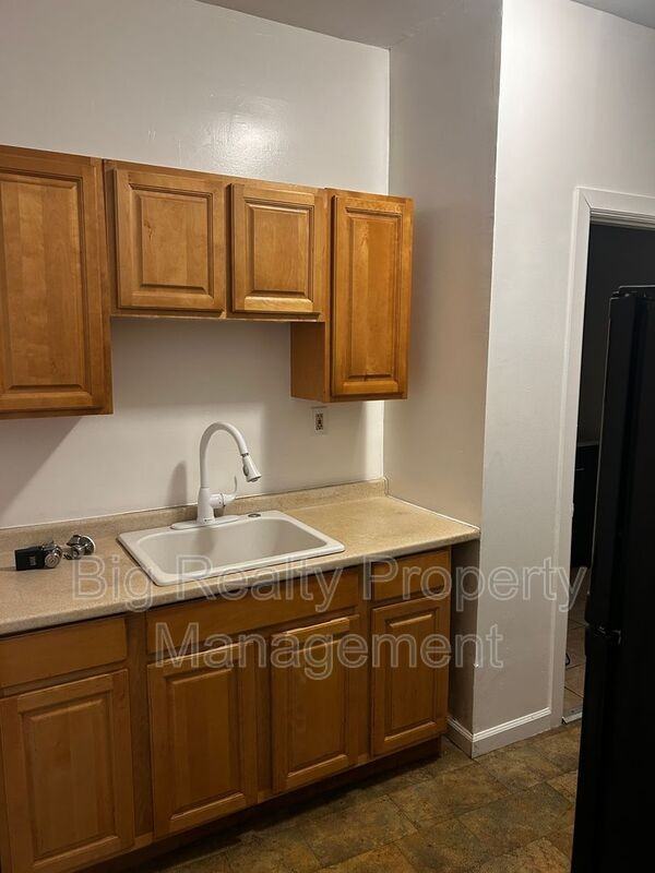 29 N Main St #2F - Photo 2 of 4