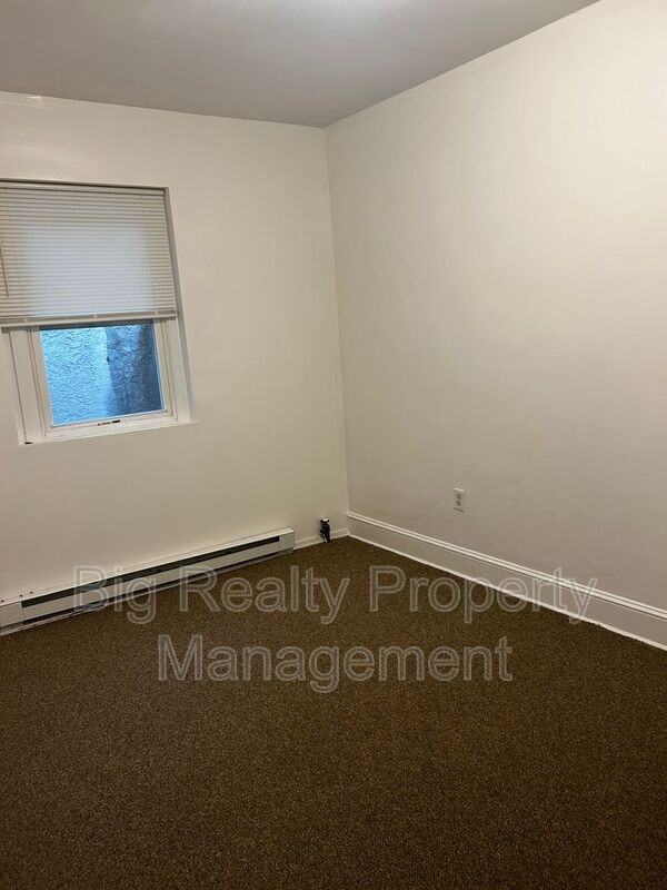 29 N Main St #2F - Photo 4 of 4