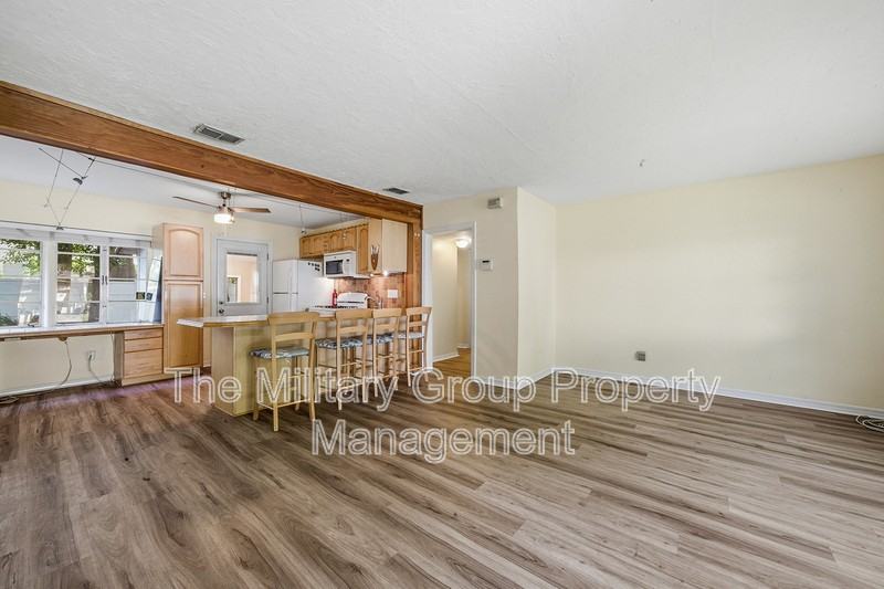 2115 Minerva Ave - Photo 7 of 31