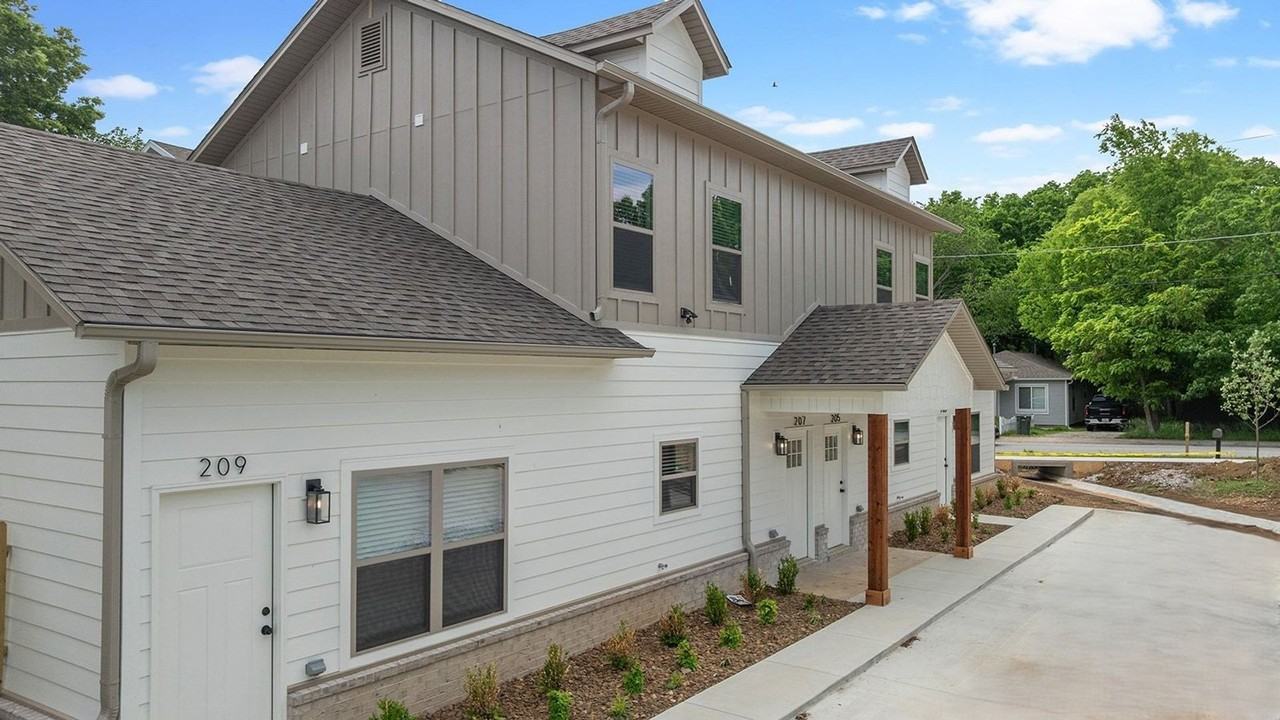 12th Street Townhomes - Photo 2 of 29