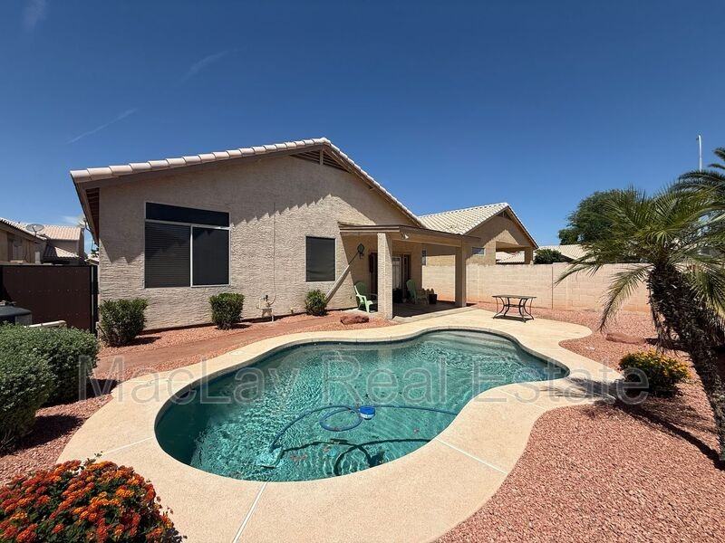 5153 W Dublin Ln - Photo 2 of 23