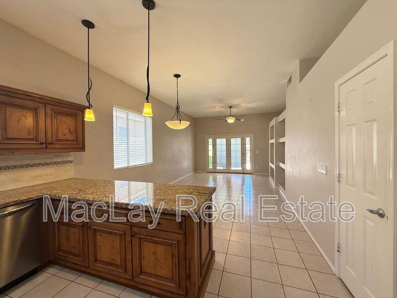 5153 W Dublin Ln - Photo 6 of 23