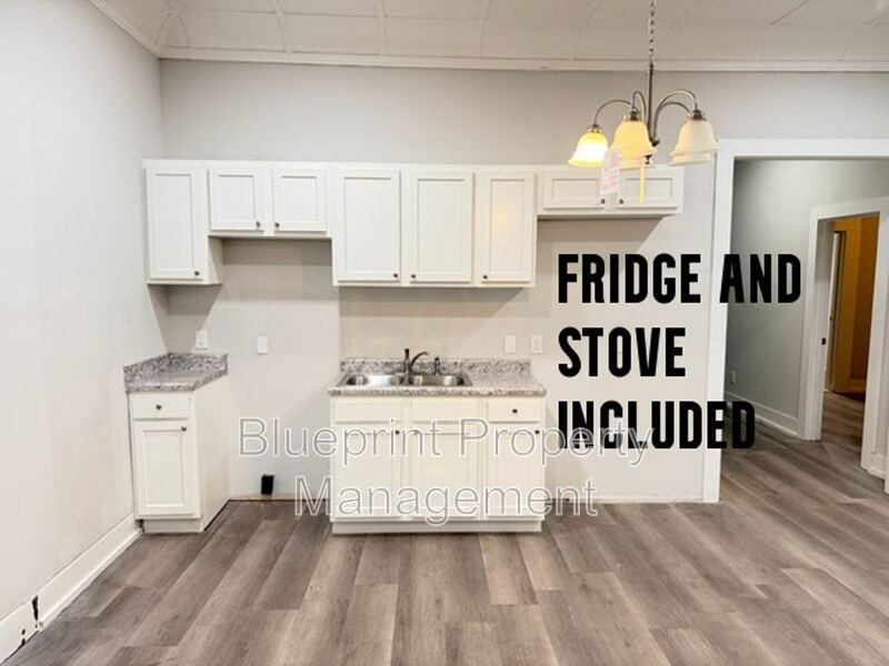 1701 Avenue I - Photo 2 of 8