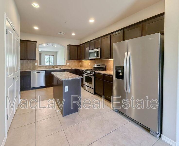 4700 S Fulton Ranch Blvd #50 - Photo 5 of 33