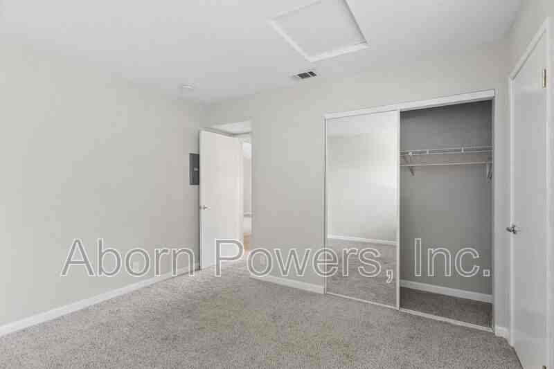 3180 Country Club Dr #3B - Photo 7 of 17