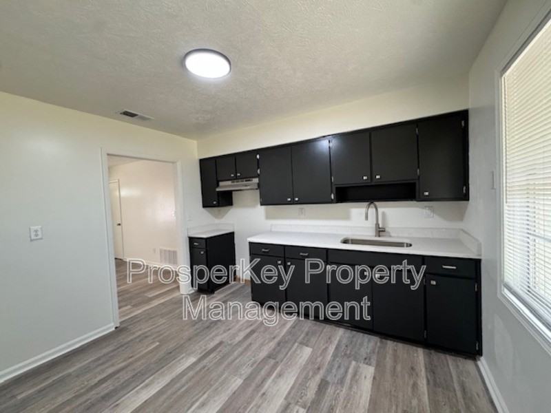431 Camden Dr - Photo 6 of 21