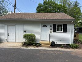 featured image of 854 Cardinal Ln #A