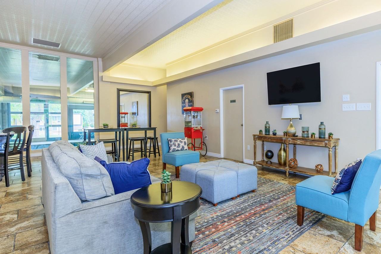 The Shores at Lakeview - Photo 3 of 27