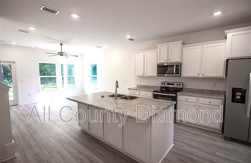 30 Sandywoods Ct - Photo 6 of 20