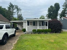 4311 Lazard St - Photo 1 of 1