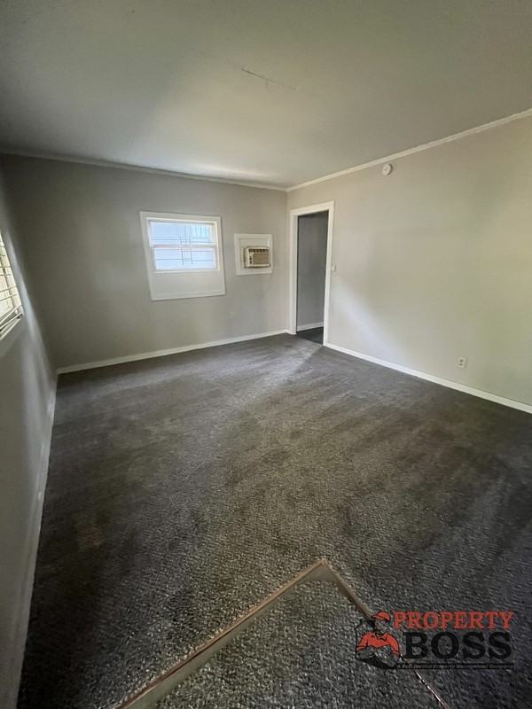 4040 Fillmore St - Photo 2 of 9