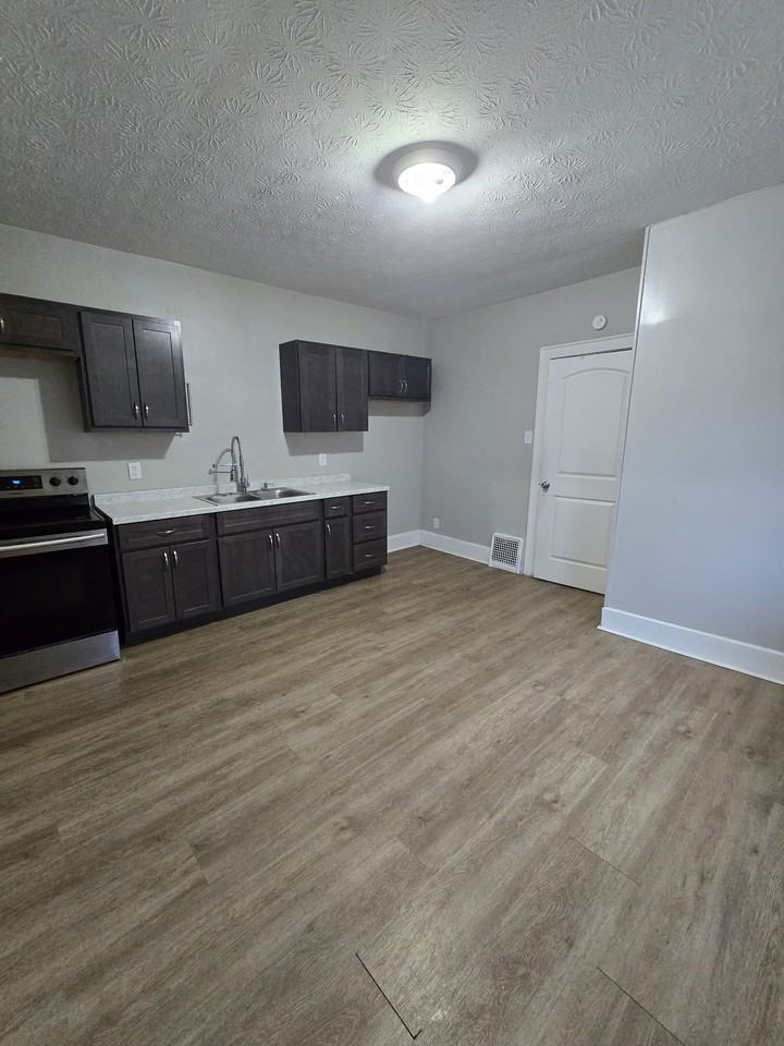 Minerva Ct Nw #1810 - Photo 4 of 5
