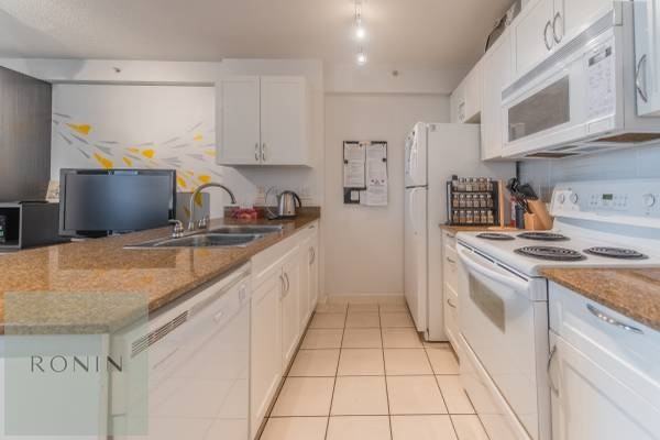 938 Smithe Street - Photo 4