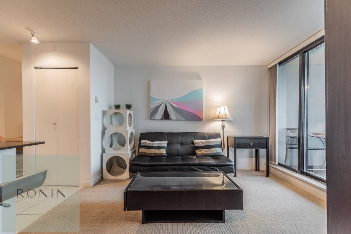 938 Smithe Street - Photo 8