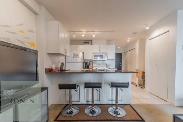 938 Smithe Street - Photo 5