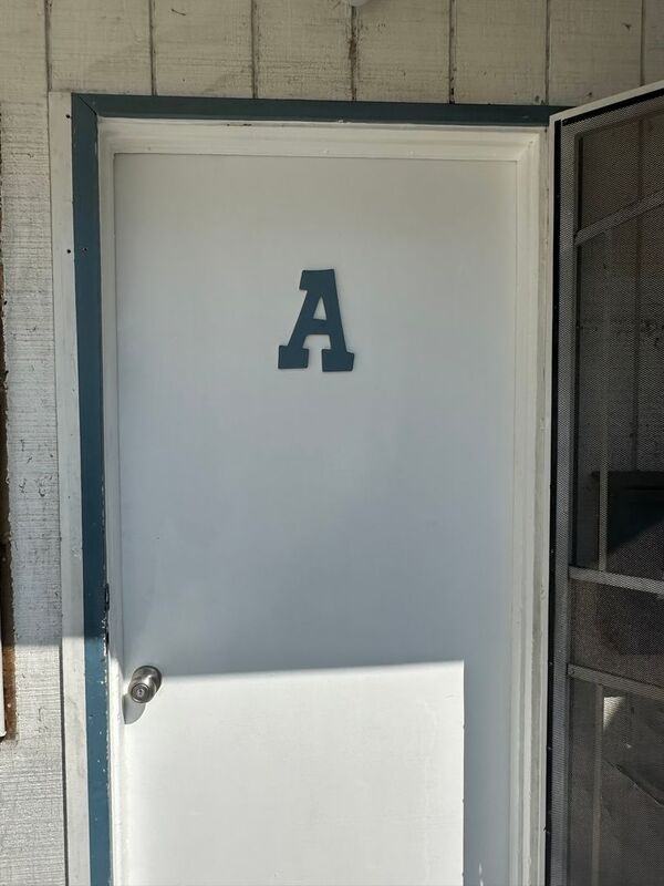 1123 Highland St #A - Photo 2 of 14