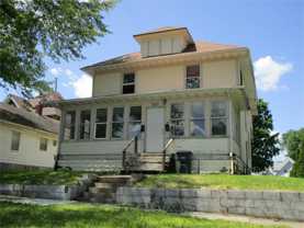 820 W 2nd St - Photo 1 of 1