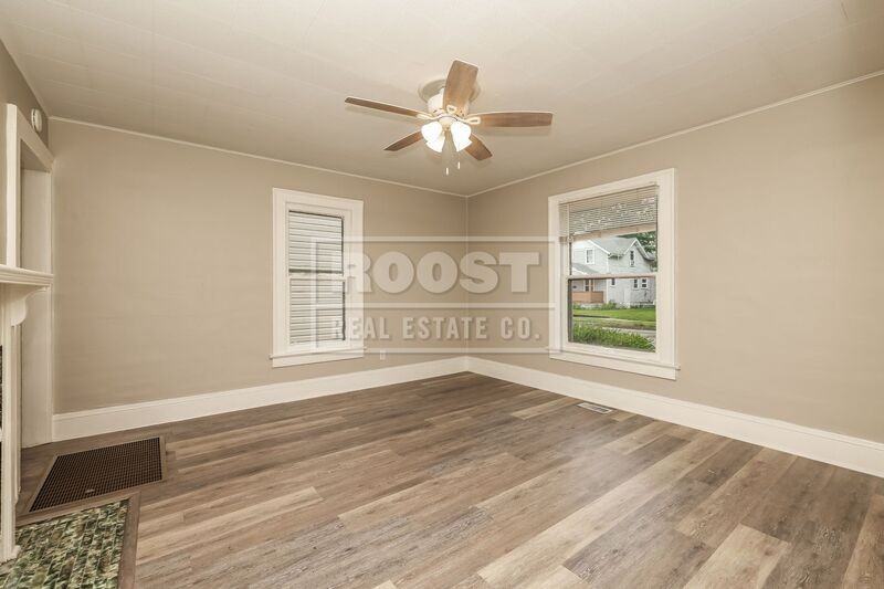 743 N Belmont Ave - Photo 4 of 10
