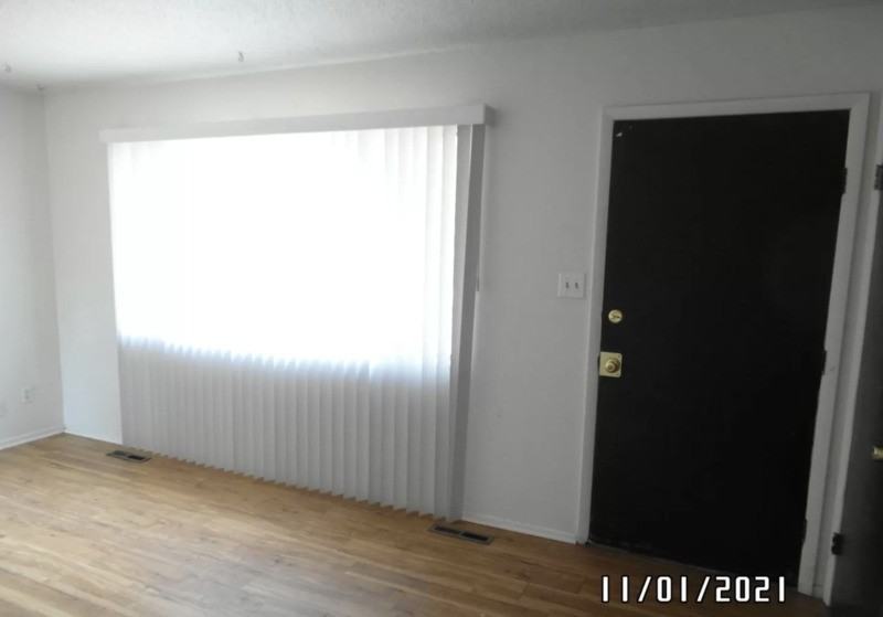 838 Mount Evans St - Photo 2 of 13