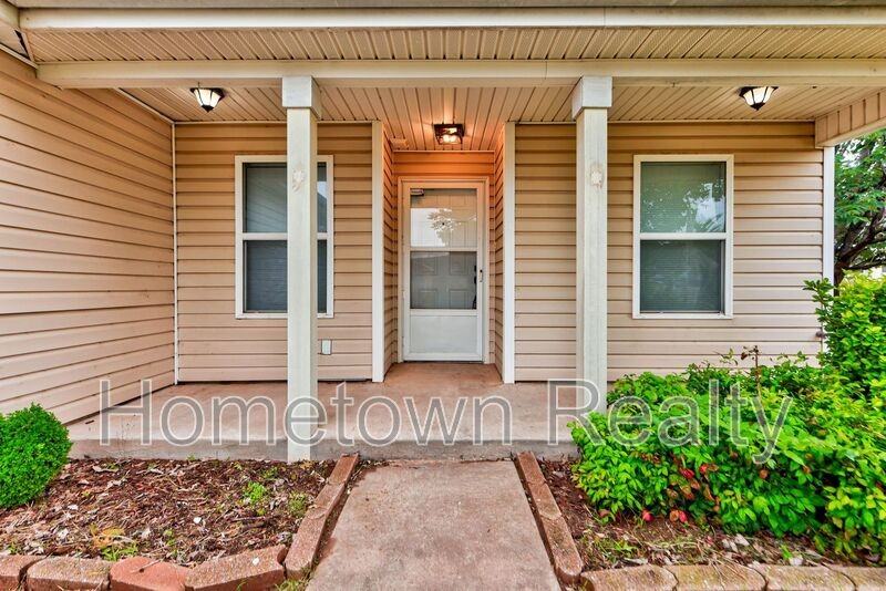 1716 Nw 150th Ter - Photo 2 of 26