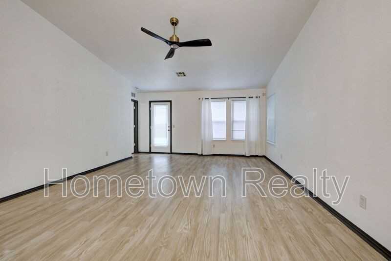 1716 Nw 150th Ter - Photo 7 of 26