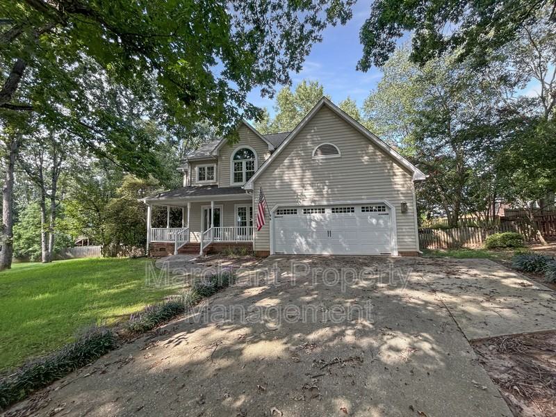 7 Waxwing Ct