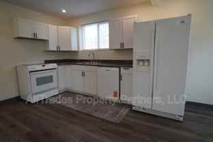 408 Cavitt Ave - Photo 1 of 1