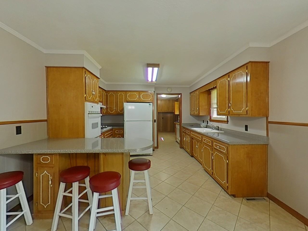 4914 S Grundy Quarles Hwy #1 - Photo 3 of 10