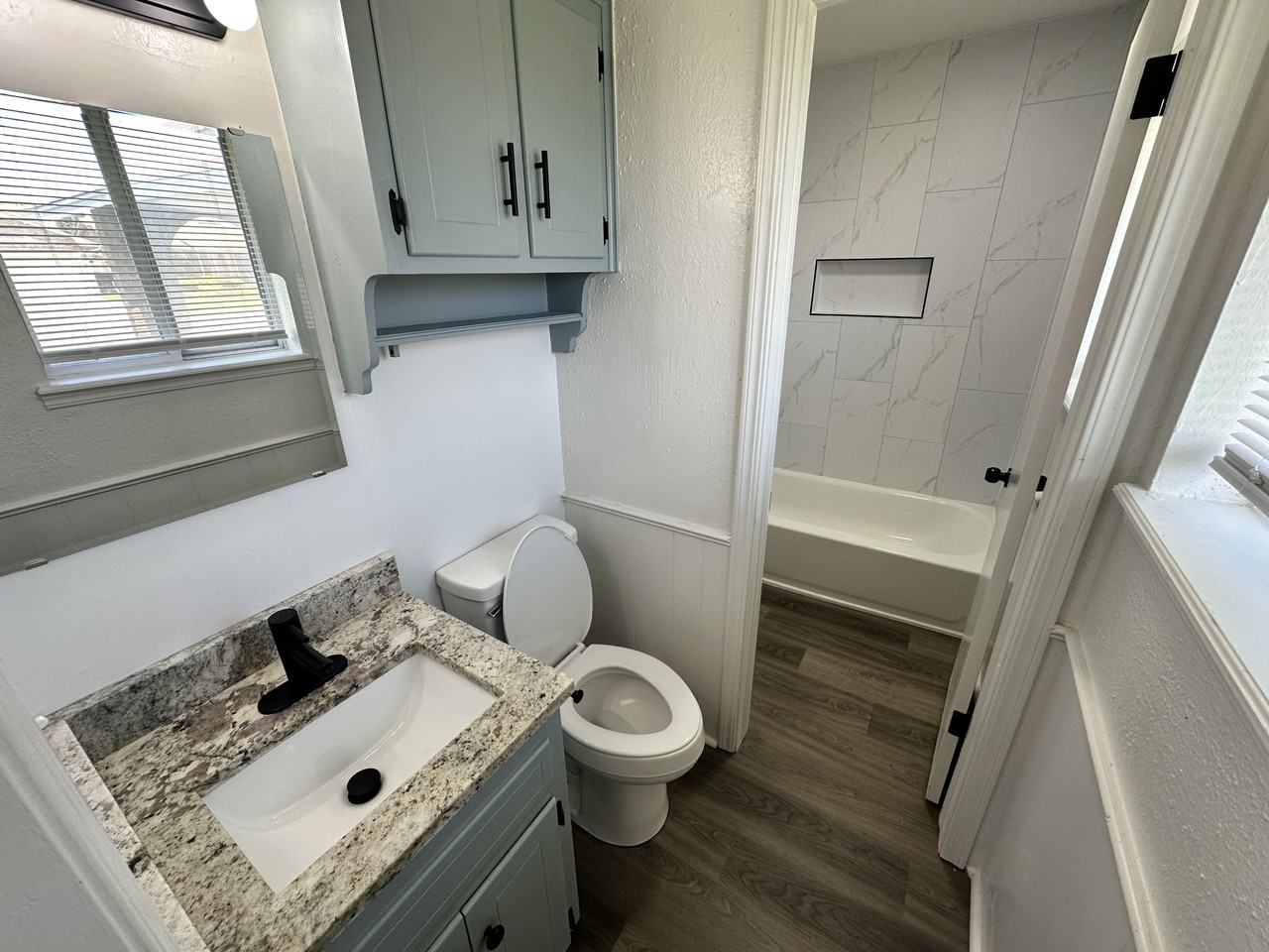 1340 Nw 106th St #1 - Photo 6 of 17