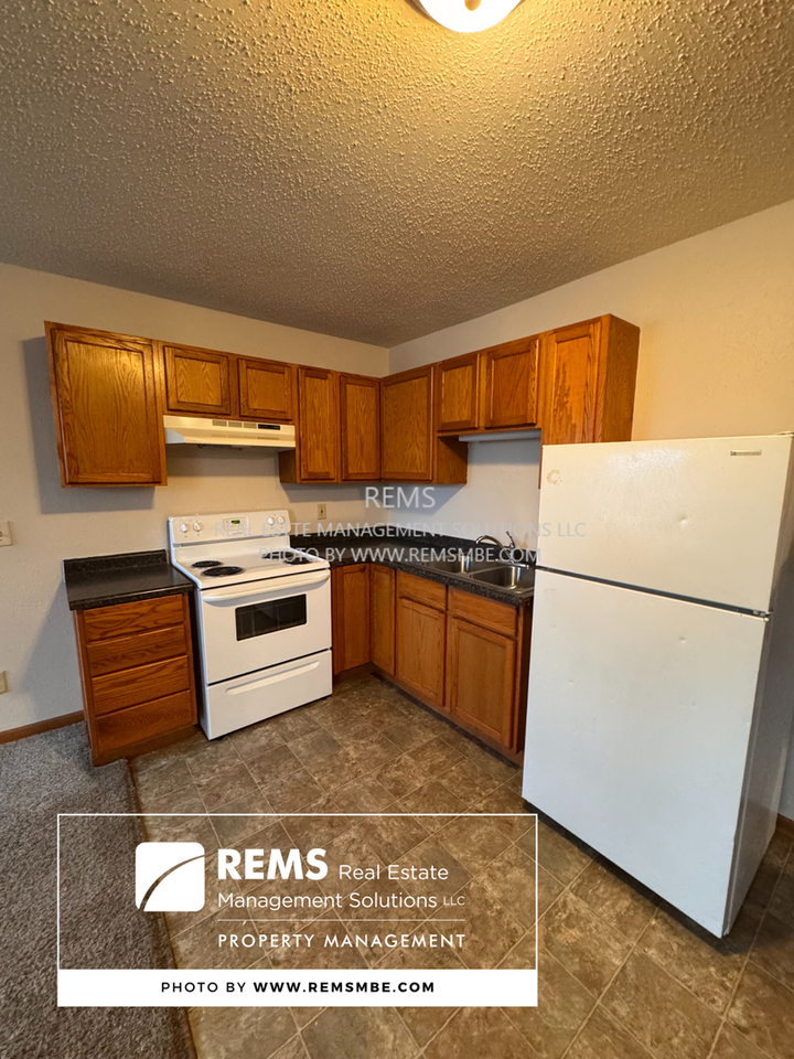122 Maine Street - Photo 6 of 13