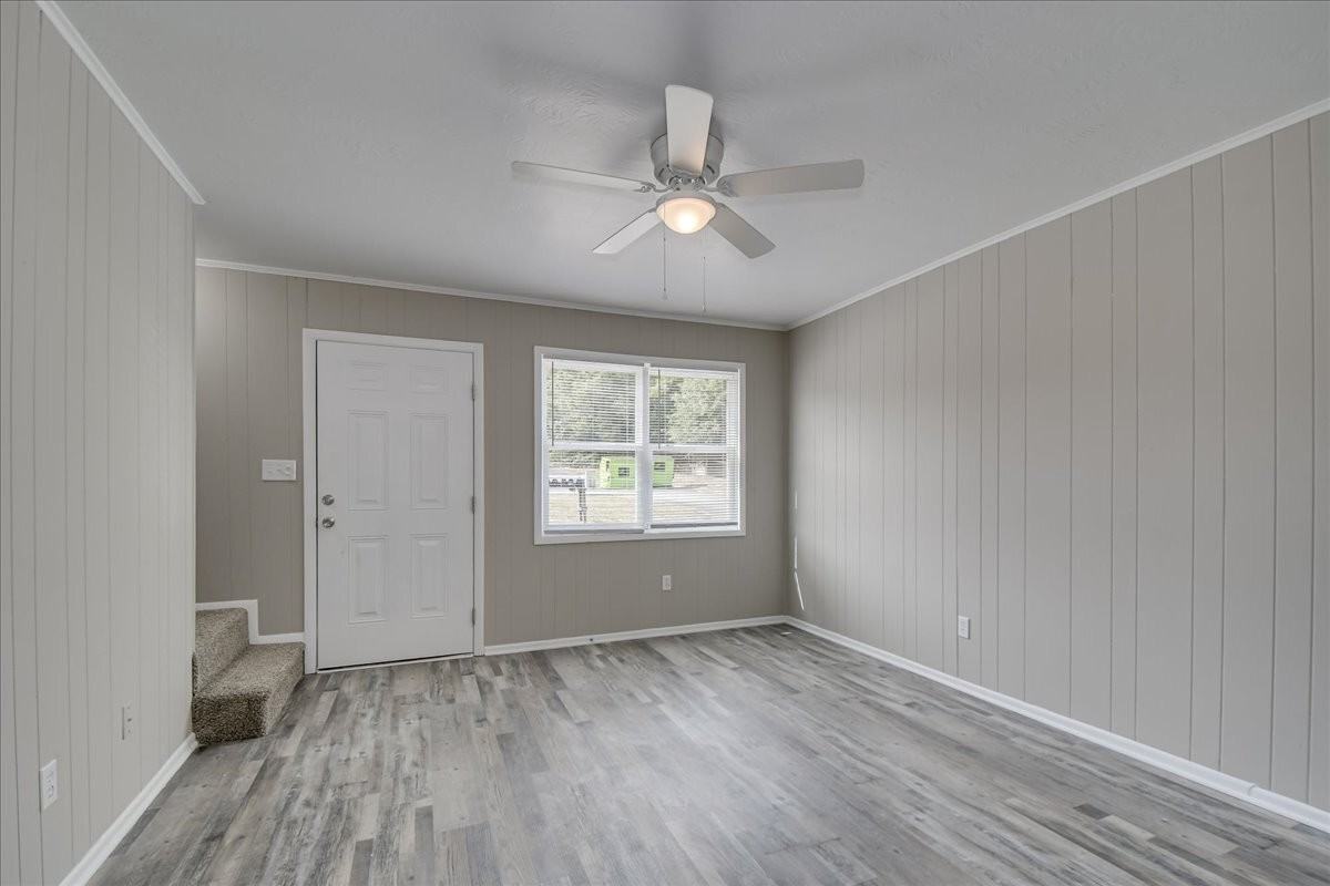 Windsor Heights Townhomes - Photo 2 of 21