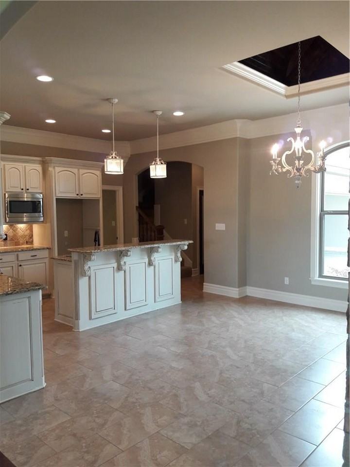 155 Lori Dr #1 - Photo 5 of 11
