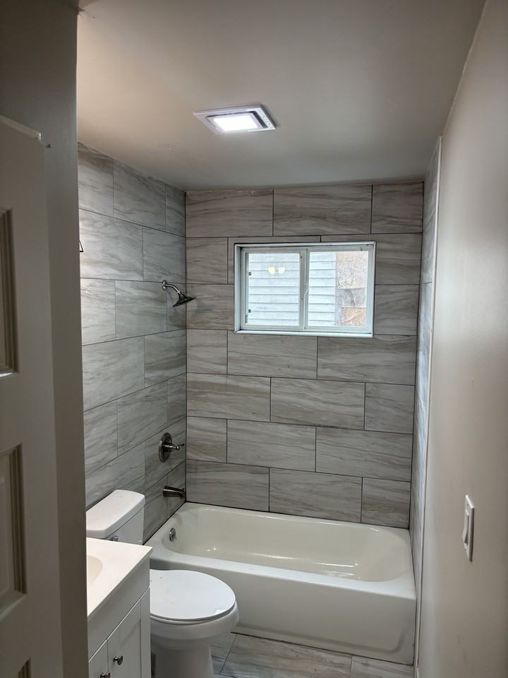 761 Richmond Ave #3 - Photo 4 of 5