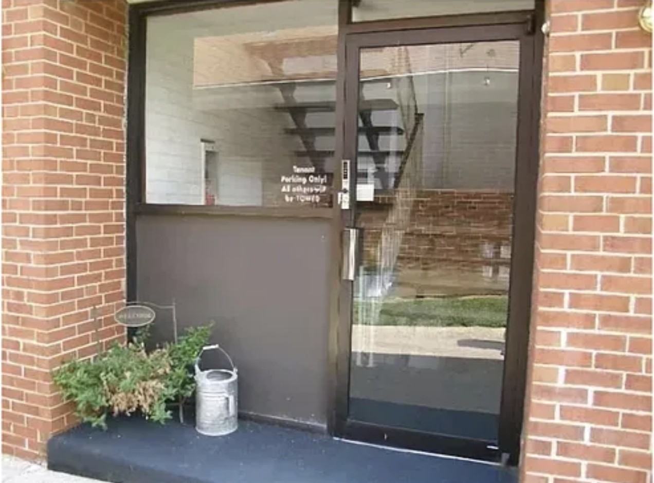 4157 Harrison - Photo 4 of 10