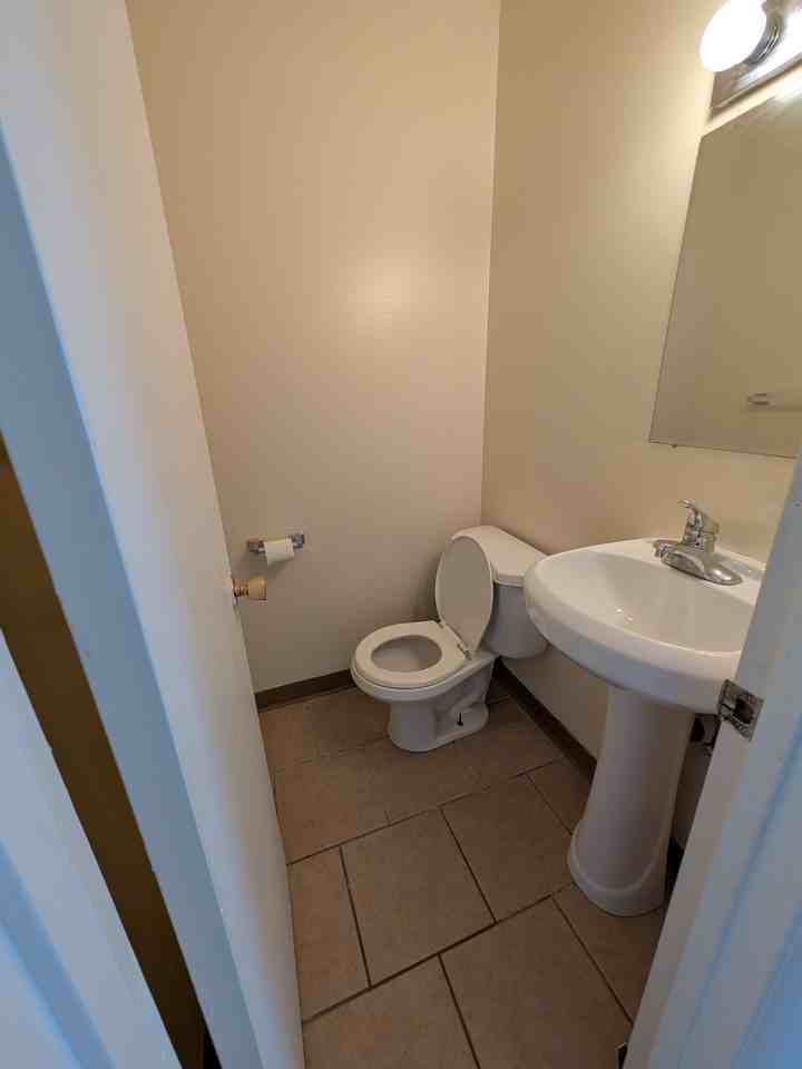 2 Curtis Court - Photo 4 of 11