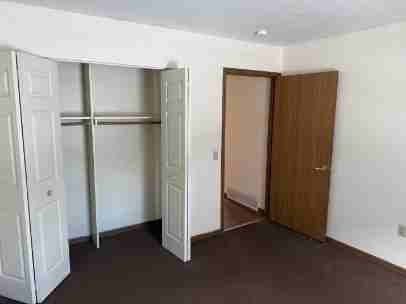 2066 Bradley Ct - Photo 4 of 5