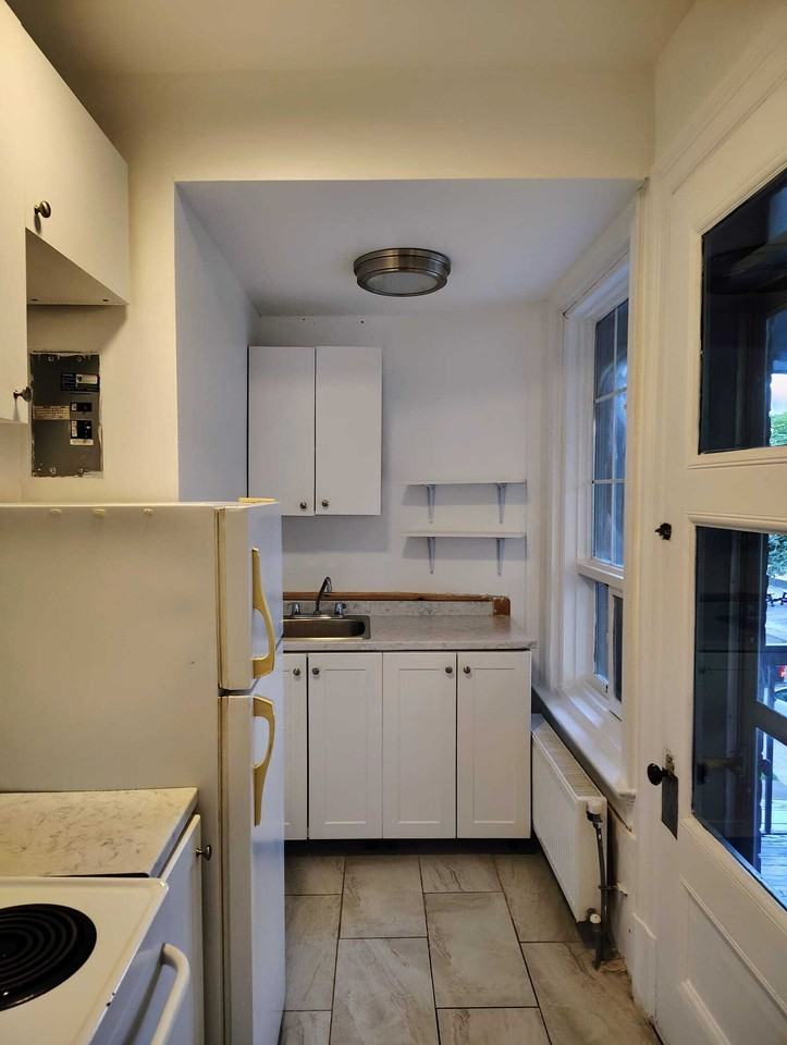 301 Wilbrod Street - Photo 2 of 49