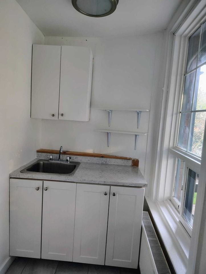 301 Wilbrod Street - Photo 7 of 49