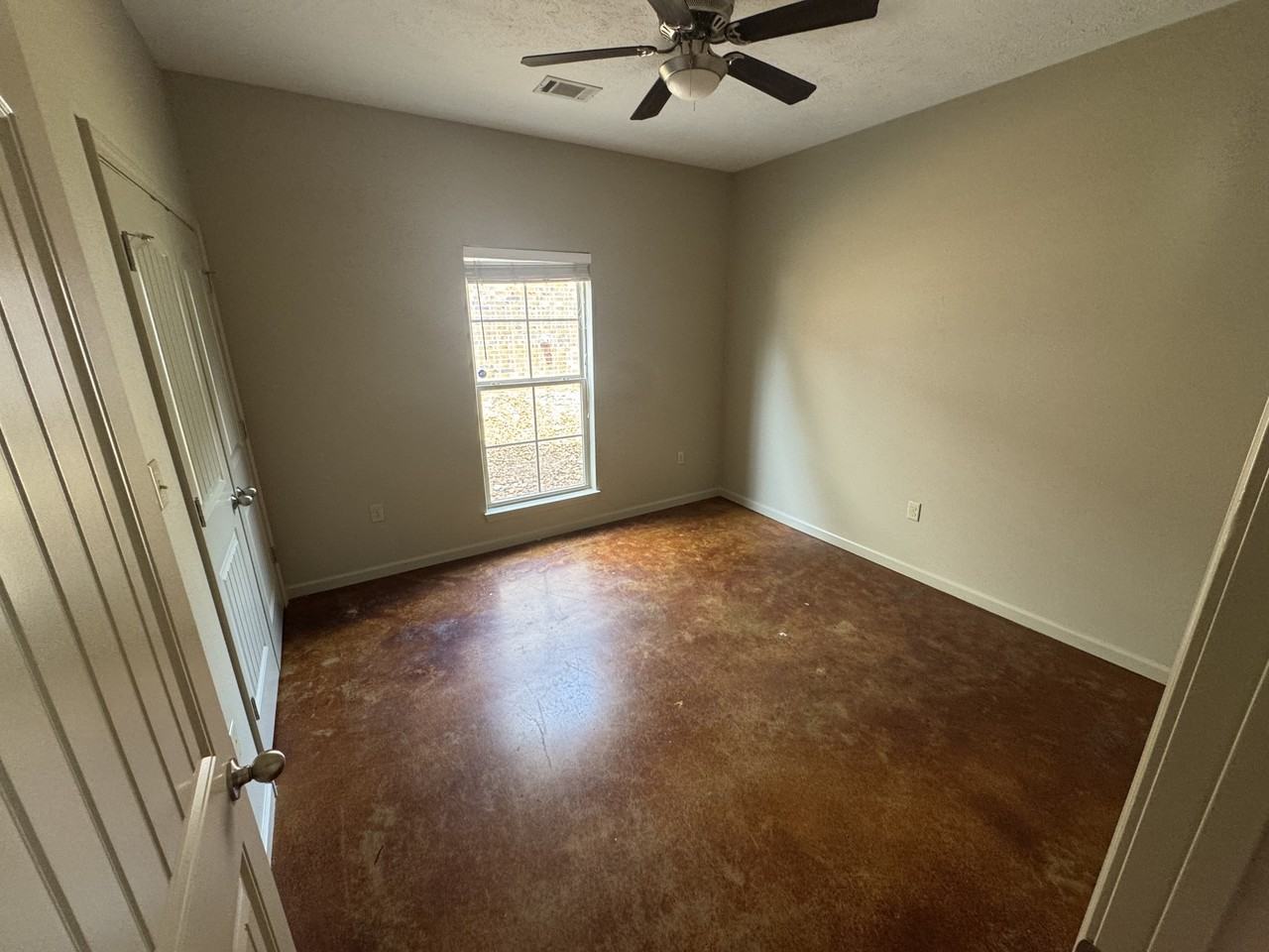 2000 Ozark Drive - Photo 7 of 11