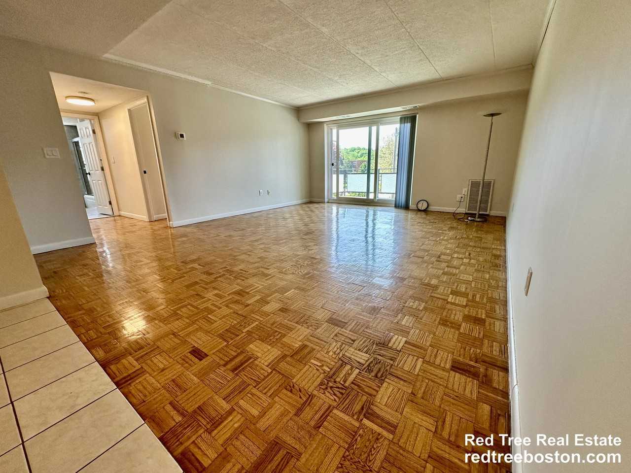 44 Broadlawn Park #22A - Photo 3 of 26
