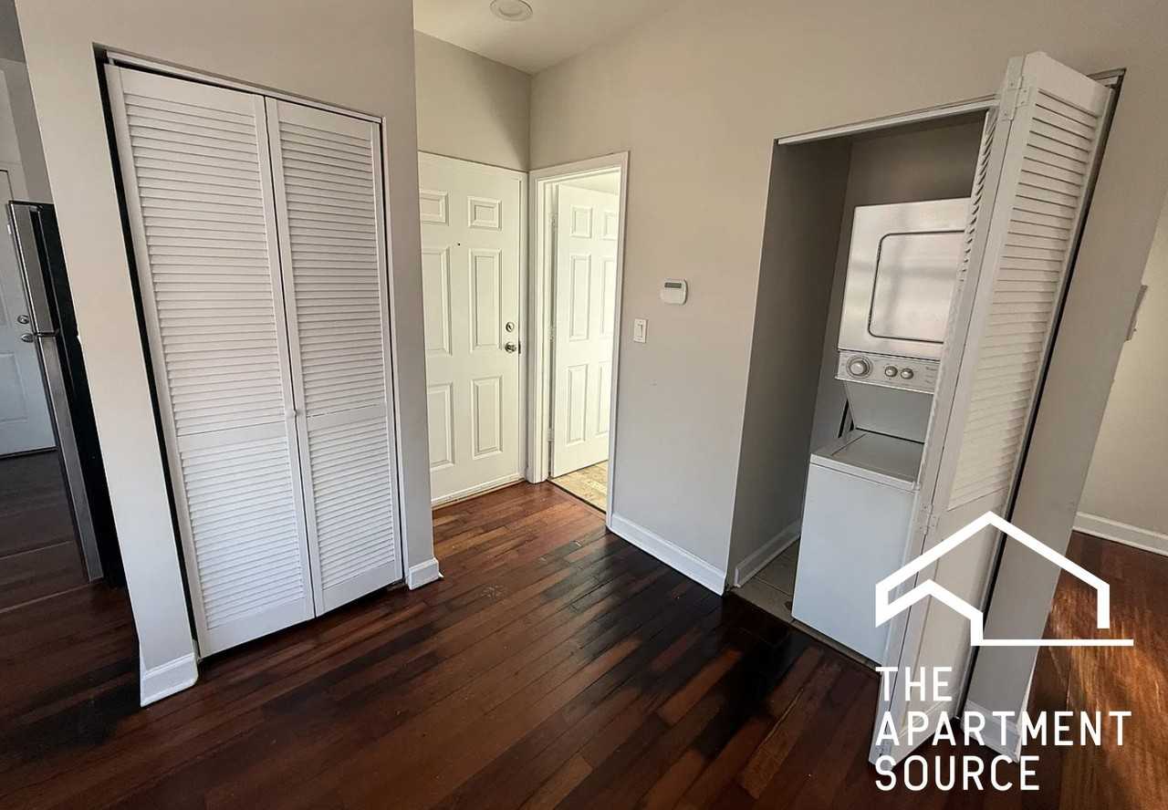 2048 W Touhy Ave #3 - Photo 5 of 5
