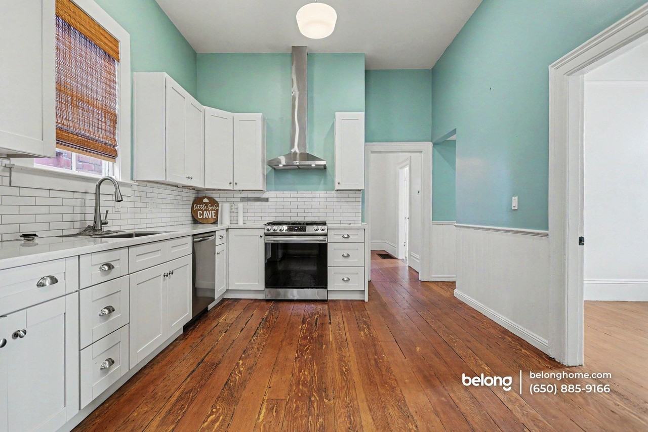 663 24th St - Photo 6 of 18