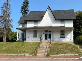 featured image of 61 E Allen St