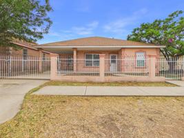 featured image of 745 N Aldredge St #A