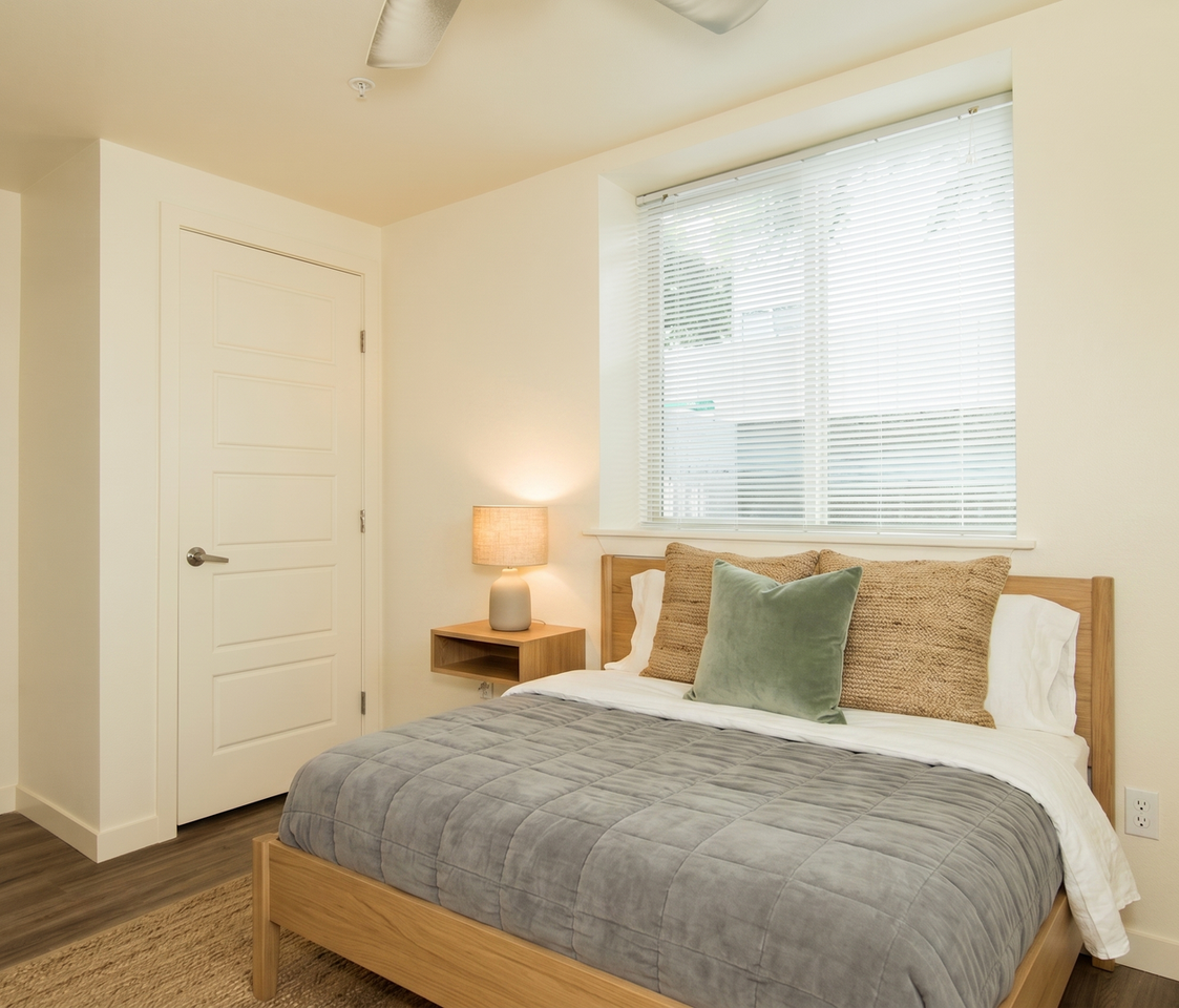2237 Apartments - Photo 4 of 50