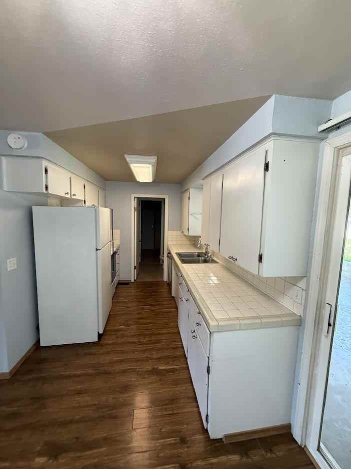 1110 N 16th St #1110-16th - Photo 3 of 14