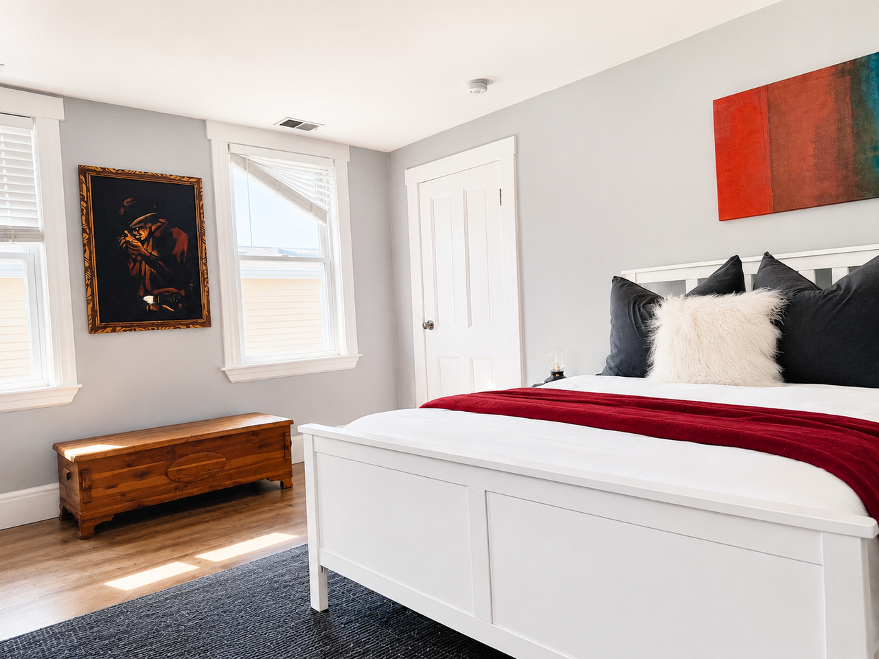 587 E 8th St #3 - Photo 6 of 41